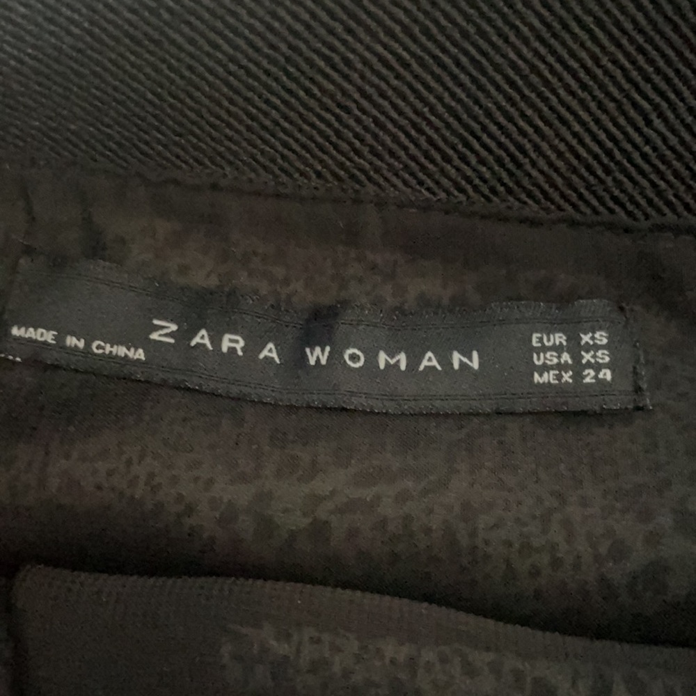 Mini skirt - Picture 3 of 6